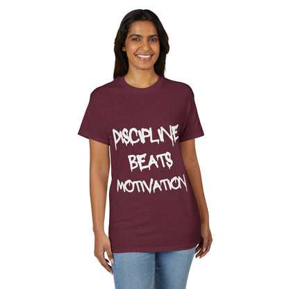Discipline beats Motivation T‑Shirt — Motivational Gym Fitness Tee