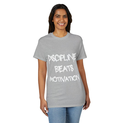 Discipline beats Motivation T‑Shirt — Motivational Gym Fitness Tee